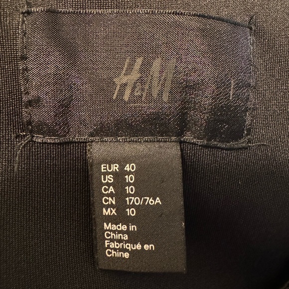 H&M Mesh Pencil Skirt - Picture 4 of 4